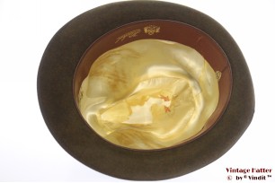 © VintageHatter.com | h-6014-57-10 Fedora Hückel brownish green fur felt 57 Fedora Hückel brownish green fur felt 57