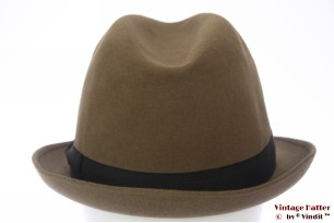 © VintageHatter.com | h-7002-57-3 Fedora Mayser Standard greenish grey felt 57,5 Fedora Mayser Standard greenish grey felt 57,5