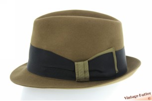 © VintageHatter.com | h-7008-55-1 Klassieke trilby hoed Parker groenbruin 55 (S) Klassieke trilby hoed Parker groenbruin 55 (S)