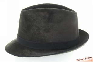 © VintageHatter.com | h-7010-56-5 Gleufhoed Schneider Taunus grijs fluweel 56,5 Gleufhoed Schneider Taunus grijs fluweel 56,5