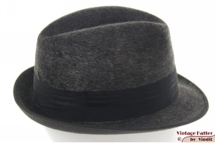 © VintageHatter.com | h-7016-56-12 Gleufhoed York donker grijs haarvilt 56,5 Gleufhoed York donker grijs haarvilt 56,5