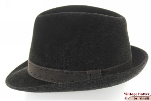 © VintageHatter.com | h-7021-56-27 Gleufhoed Dunhill donker grijs haarvilt 56 Gleufhoed Dunhill donker grijs haarvilt 56
