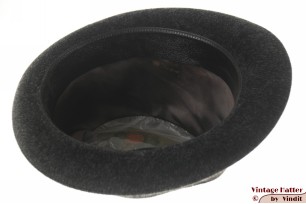 © VintageHatter.com | h-7021-56-27 Gleufhoed Dunhill donker grijs haarvilt 56 Gleufhoed Dunhill donker grijs haarvilt 56
