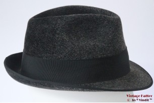© VintageHatter.com | h-7021-57-21 Fedora Kristall dark grey fur felt 57 Fedora Kristall dark grey fur felt 57