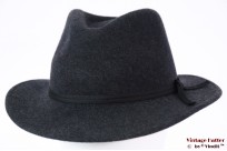 Gleufhoed Brixton Coleman donker grijs wolvilt 59 [Nieuwe Sample]