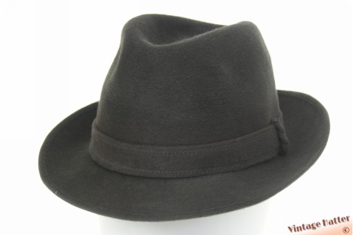 © VintageHatter.com | h-7043-57-7 Gleufhoed Fléchet grijs zacht geborsteld haarvilt 56-57 Gleufhoed Fléchet grijs zacht geborsteld haarvilt 56-57