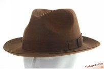 Gleufhoed Christys' Chepstow bruin wolvilt 59 [nieuw]