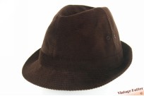 Vissers trilby hoed bruin ribfluweel 57,5 Vissers trilby hoed bruin ribfluweel 57,5