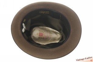 © VintageHatter.com | h-8025-55-4 Gleufhoed Suppless bruin vilt 55 (S) Gleufhoed Suppless bruin vilt 55 (S)