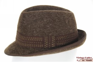 © VintageHatter.com | h-8028-54-5 Gleufhoed JS Haarfilz bruin haarvilt 54 (XS) Gleufhoed JS Haarfilz bruin haarvilt 54 (XS)