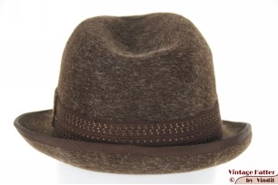 © VintageHatter.com | h-8028-54-5 Gleufhoed JS Haarfilz bruin haarvilt 54 (XS) Gleufhoed JS Haarfilz bruin haarvilt 54 (XS)