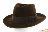 Gleufhoed Flechet bruin geborsteld vilt 56,5 Gleufhoed Flechet bruin geborsteld vilt 56,5