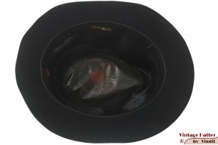 © VintageHatter.com | h-9017-57-62 Gleufhoed Mayser zwart vilt 57 Gleufhoed Mayser zwart vilt 57