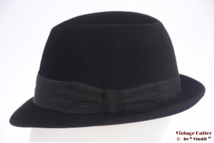 © VintageHatter.com | h-9017-58-45 Gleufhoed Mossant Paris zwart haarvilt 58 Gleufhoed Mossant Paris zwart haarvilt 58