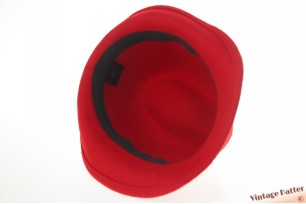 © VintageHatter.com | j-3002-54-1 Jacht trilby rood vilt met veren 54,5 (XS) Jacht trilby rood vilt met veren 54,5 (XS)