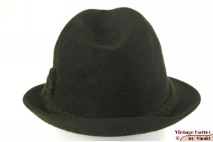 © VintageHatter.com | j-6008-55-1 Hunting fedora MyLord green furfelt 55 (S) Hunting fedora MyLord green furfelt 55 (S)
