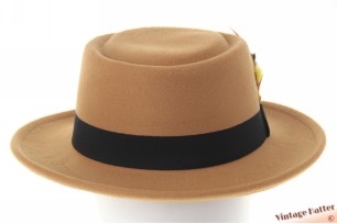 Round gambler hat caramel beige cotton mix with feathers 56-58 [new]