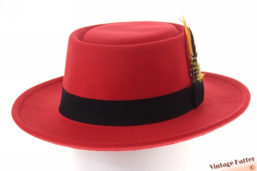 Round gambler hat red cotton mix with feathers 56-58 [new]
