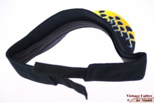 Zonneklep SkyHigh zwart met gele vlammen en klittenband 52-63 [nieuw]