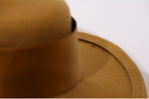 © VintageHatter.com | d-1027-56-1 Ladies hat brownish green 56 Ladies hat brownish green 56