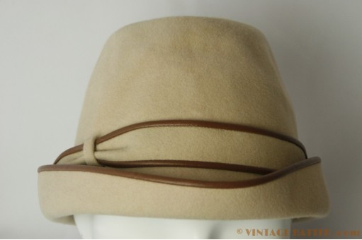 Dameshoed VEB beige 56 Dameshoed VEB beige 56