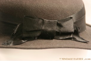 © VintageHatter.com | d-7021-56-1 Ladies hat dark grey 56 Ladies hat dark grey 56