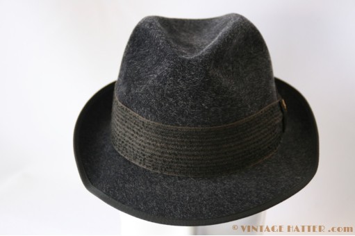 © VintageHatter.com | h-7016-56-2 Fedora Hückel dark grey fur felt 56 Fedora Hückel dark grey fur felt 56