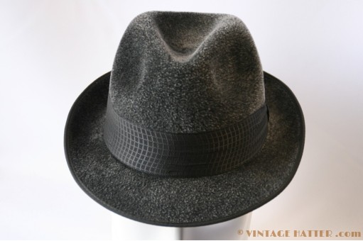 © VintageHatter.com | h-7016-55-2 Gleufhoed Ottmar Reich grijs haarvilt 55 Gleufhoed Ottmar Reich grijs haarvilt 55