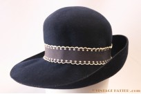 Dameshoed donker blauw 55 Dameshoed donker blauw 55