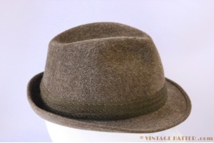 © VintageHatter.com | h-8000-56-3 Fedora Sport brown fur felt 56 Fedora Sport brown fur felt 56