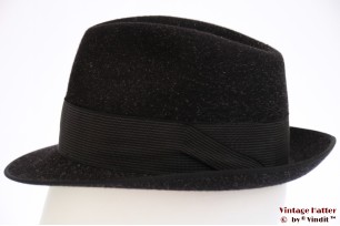 © VintageHatter.com | h-7021-54-2 Gleufhoed Lembert zwartgrijs haarvilt 54 Gleufhoed Lembert zwartgrijs haarvilt 54