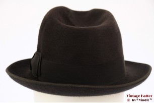 © VintageHatter.com | h-7021-55-4 Gleufhoed Rein Haar zwart grijs haarvilt 55 Gleufhoed Rein Haar zwart grijs haarvilt 55