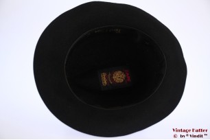 © VintageHatter.com | j-9004-57-2 Hunting hat Zapf - Breiter black fur felt 57 Hunting hat Zapf - Breiter black fur felt 57