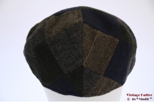 Platte pet Hawkins blauw grijs groen patchwork 58 [nieuw]