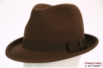 Gleufhoed bruin wolvilt 57 [nieuw]