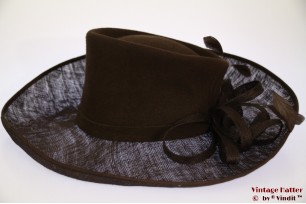 Ladies hat dark brown sisal & felt with feathers 56 [new]