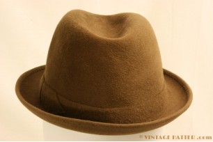 © VintageHatter.com | h-8024-54-1 Gleufhoed Barbisio Sportex bruin 54 Gleufhoed Barbisio Sportex bruin 54
