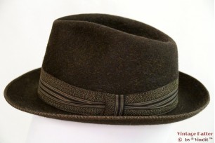 © VintageHatter.com | h-8014-55-3 Gleufhoed Eiger bruin haarvilt 55 Gleufhoed Eiger bruin haarvilt 55