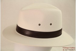 Outdoor hat Hawkins cream white faux leather band 59 [new