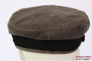 © VintageHatter.com | k-7037-55-1 Captains cap Prinz Heinrich Fiebig grey corduroy 55 Captains cap Prinz Heinrich Fiebig grey corduroy 55