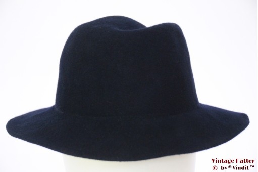 Dameshoed donker blauw vilt 57