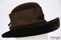 Ladies hat brown wide with velvet base 55 Ladies hat brown wide with velvet base 55