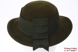 © VintageHatter.com | d-6014-55-2 Ladies hat Mayser green felt 55 (S) Ladies hat Mayser green felt 55 (S)