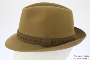 © VintageHatter.com | j-1020-55-1 Hunting hat Scottson green beige 55 Hunting hat Scottson green beige 55